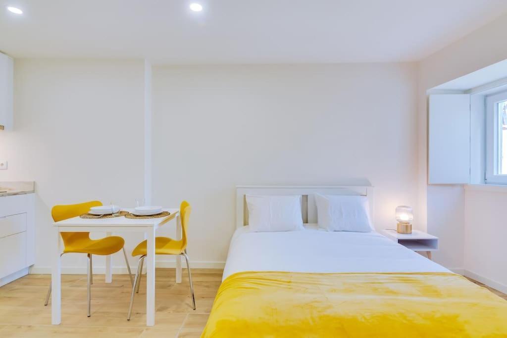 Graceful 12 Apartment